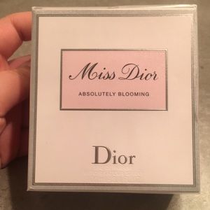 Dior Miss Dior Absolutely Blooming EDP